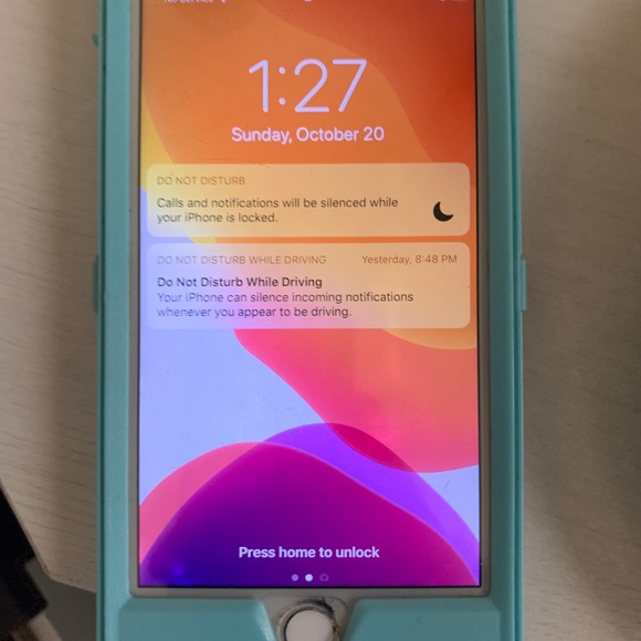 iphone 8plus - Picture 3 of 6